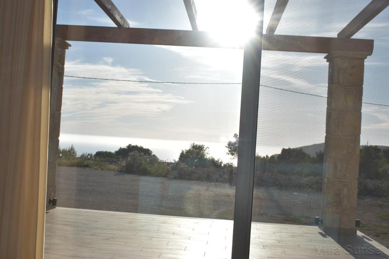 Villa Tramonto Keri Exterior photo
