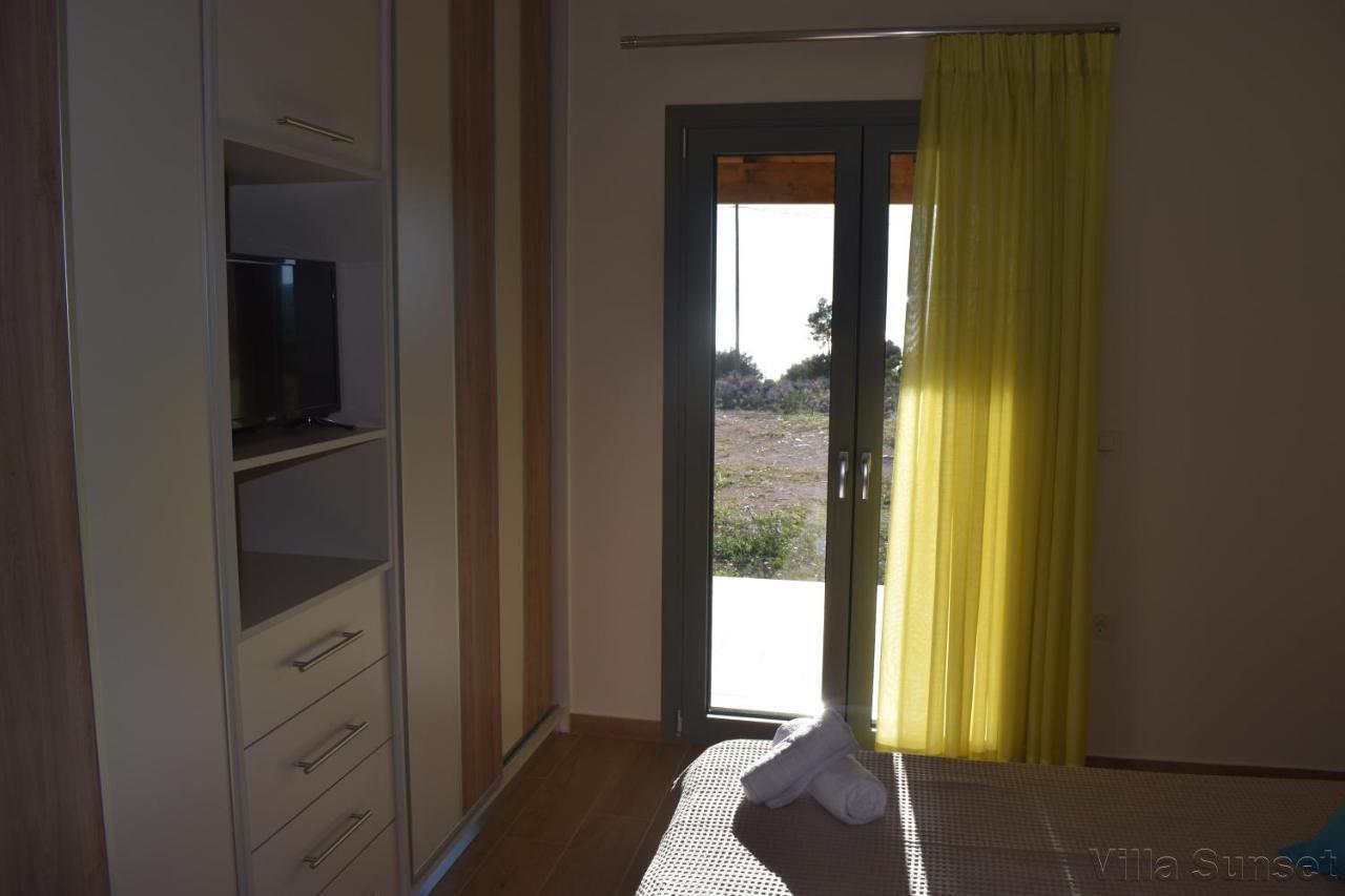Villa Tramonto Keri Exterior photo