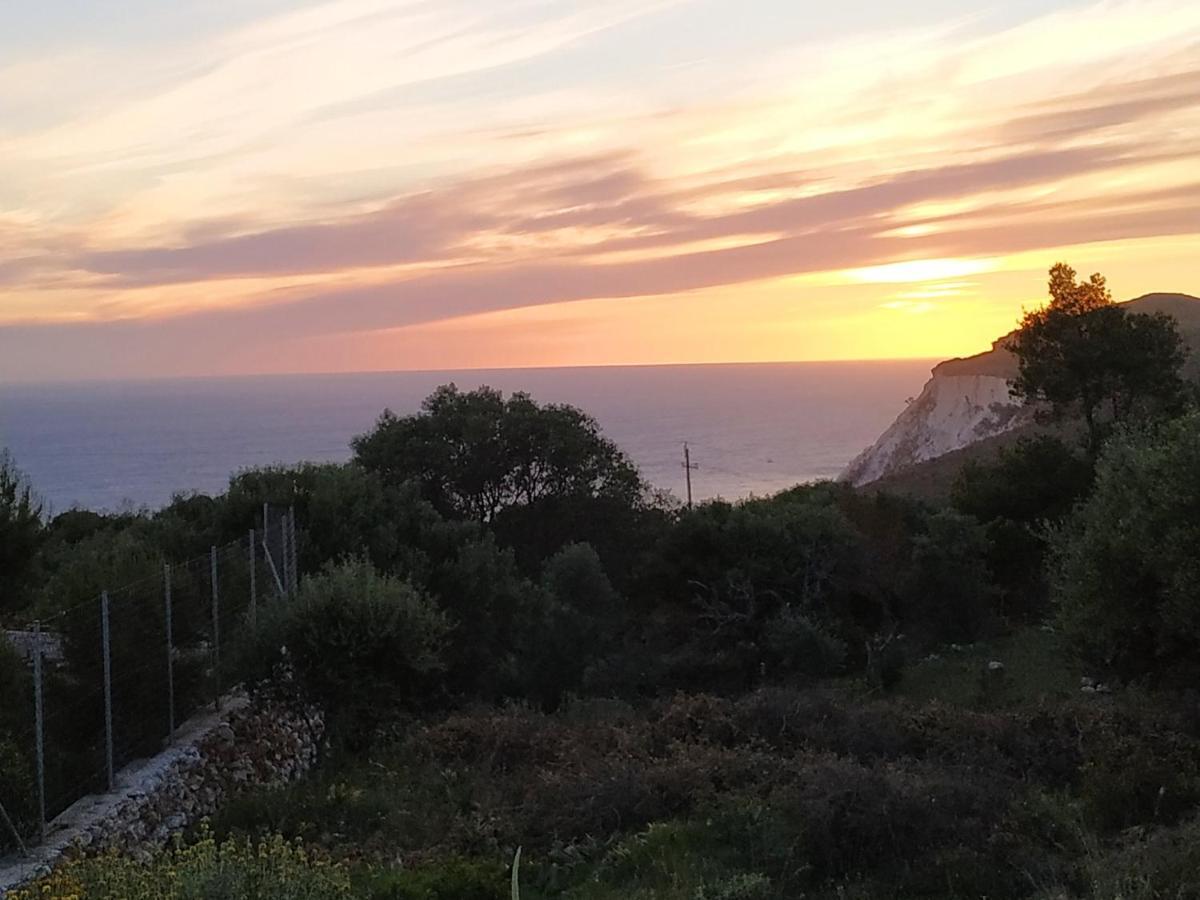 Villa Tramonto Keri Exterior photo